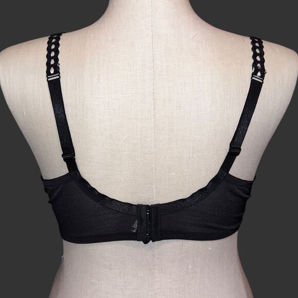 Plus Size Cacique Non Molded Wired Lace Rose Pattern Bra Size 42DD - Picture 3 of 4